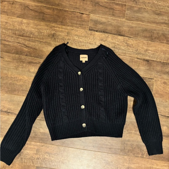 Hallow cardigan - Picture 1 of 2